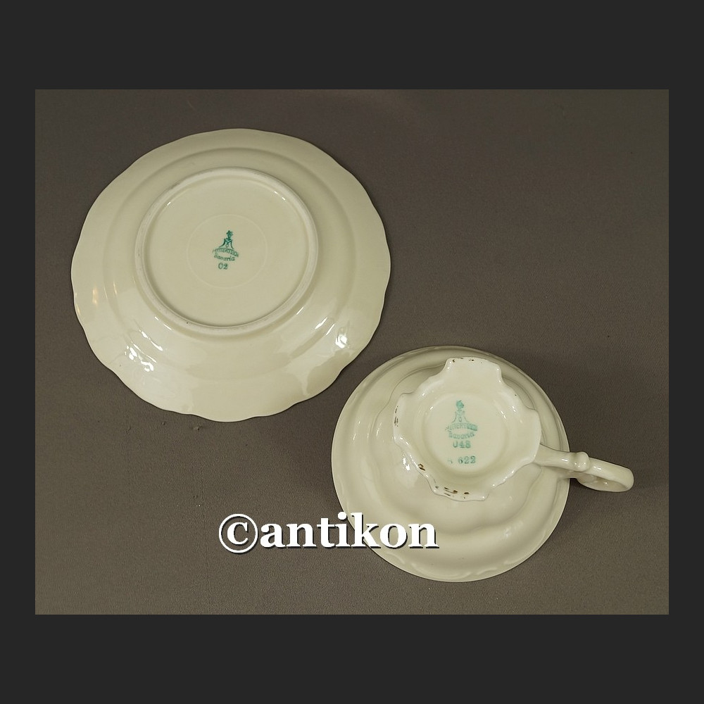 Filiżanka kolekcjonerska bawarska porcelana urocze kwiaty Filiżanka kolekcjonerska bawarska porcelana urocze kwiaty