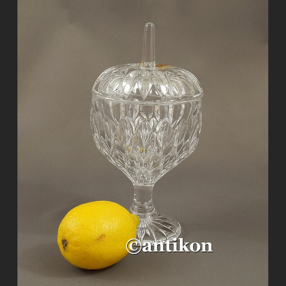 Cukierniczka kryształowa na nóżce bomboniera