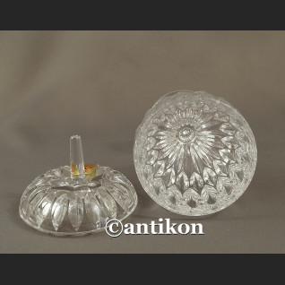 Cukierniczka kryształowa na nóżce bomboniera