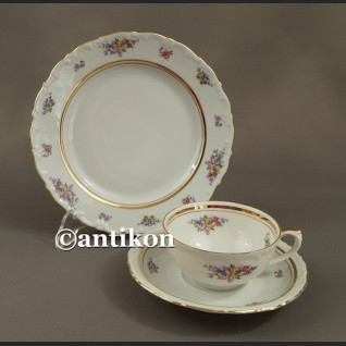 Filiżanka kolekcjonerska stara porcelana zestaw śniadaniowy trio z kwiatkami Filiżanka kolekcjonerska stara porcelana zestaw śniadaniowy trio z kwiatkami
