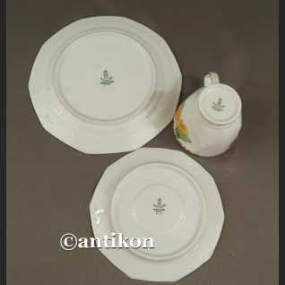Filiżanka vintage zestaw śniadaniowy  herbaciane róże trio Filiżanka vintage zestaw śniadaniowy  herbaciane róże trio