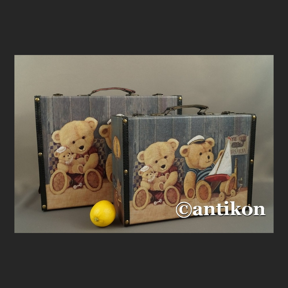 Walizki vintage z misiami komplet dekoracyjnych pudeł Walizki vintage z misiami komplet dekoracyjnych pudeł