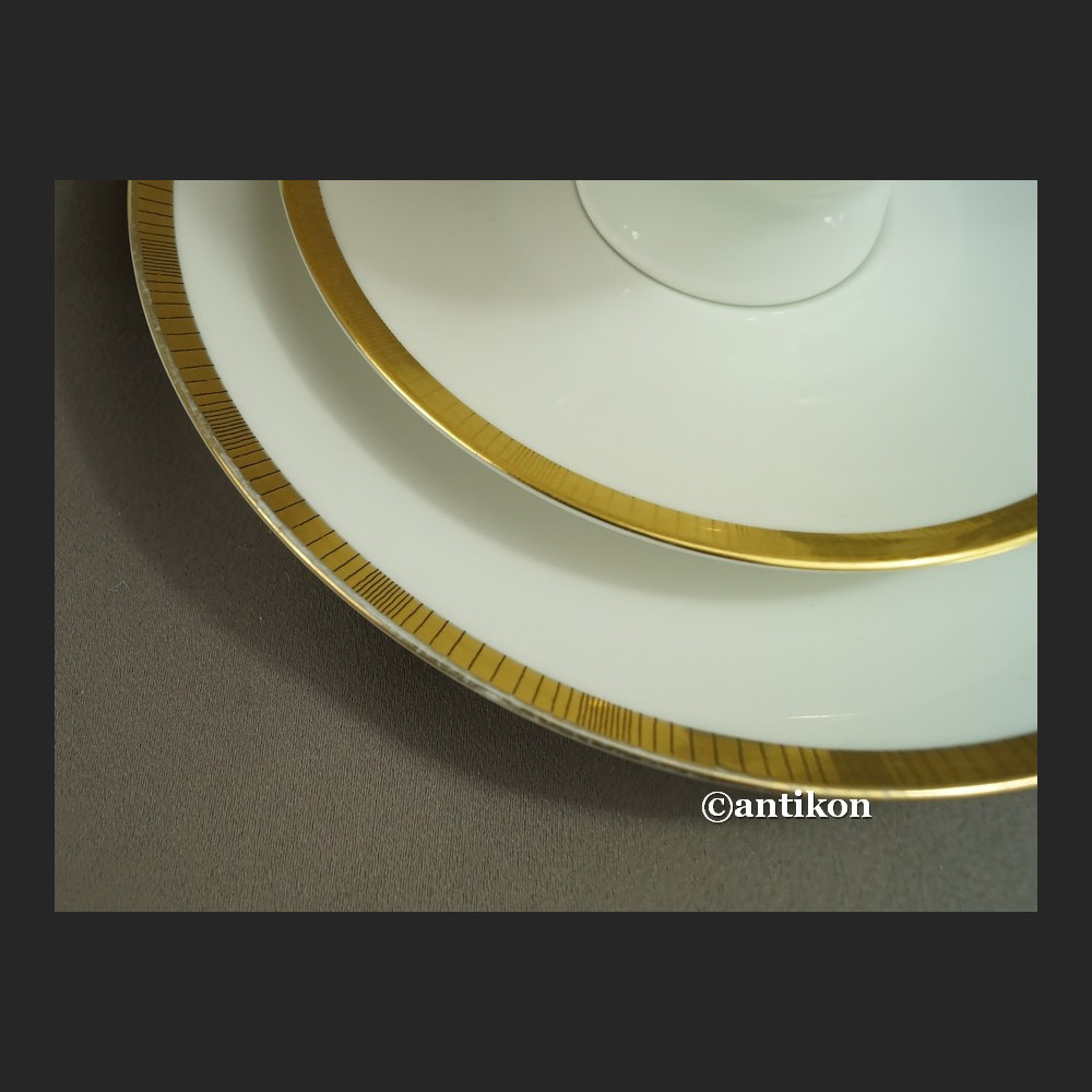 Serwis Rosenthal kawowy wyjątkowa forma klasyk z białej porcelany Serwis Rosenthal kawowy wyjątkowa forma klasyk z białej porcelany