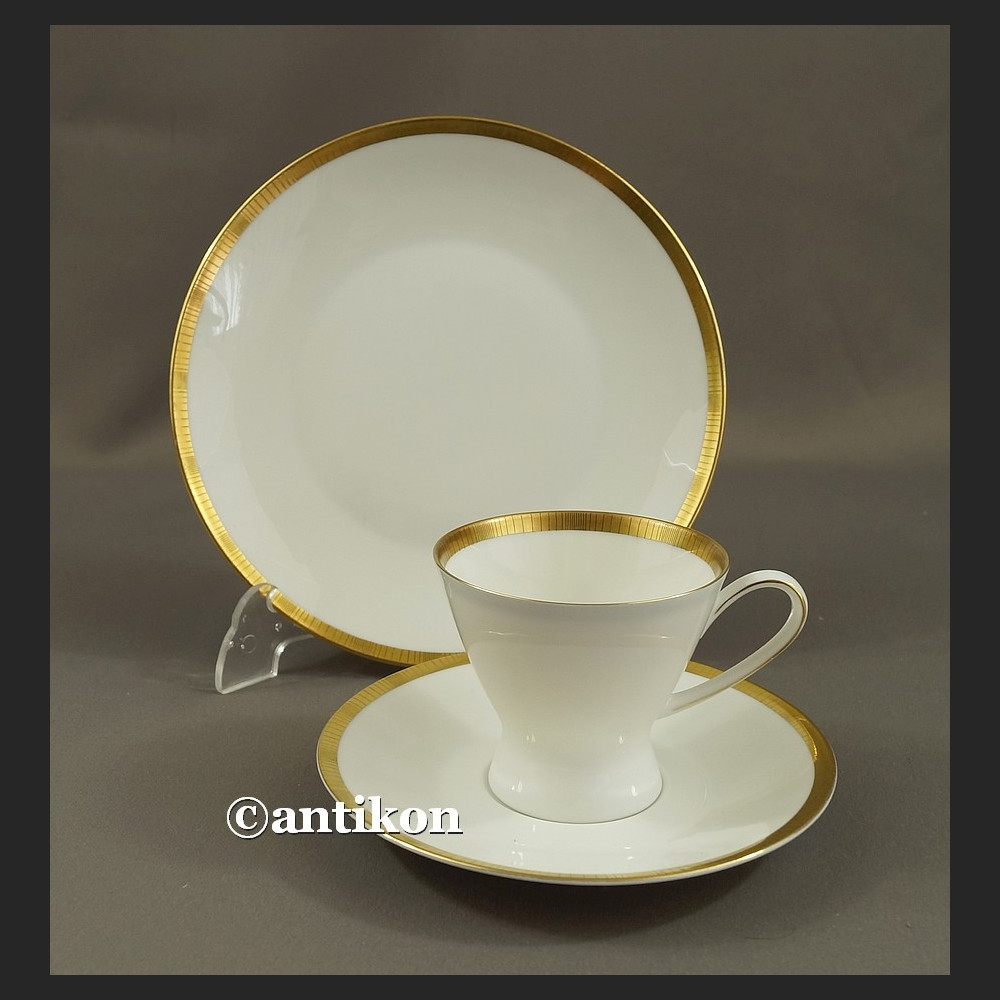 Serwis Rosenthal kawowy wyjątkowa forma klasyk z białej porcelany Serwis Rosenthal kawowy wyjątkowa forma klasyk z białej porcelany