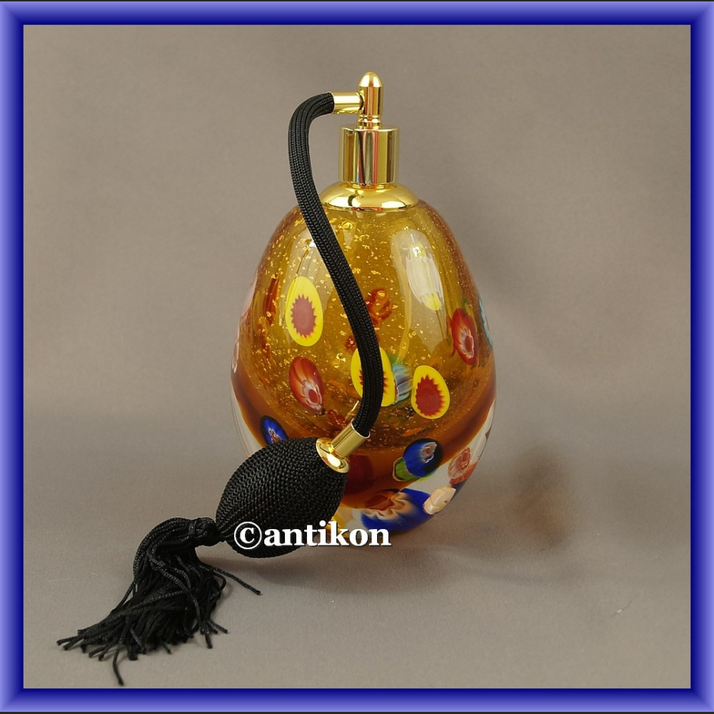 Szklana perfumetka duża butelka z atomizerem z Murano