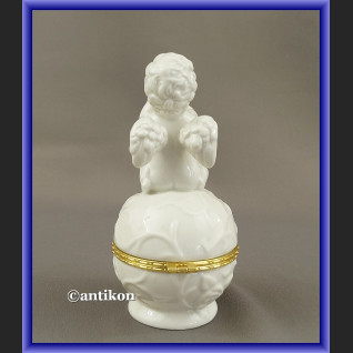 Szkatułka aniołek porcelanowa z trąbką 