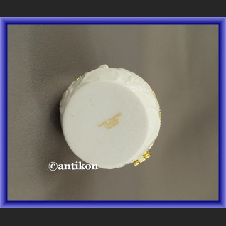 Szkatułka aniołek porcelanowa z trąbką 