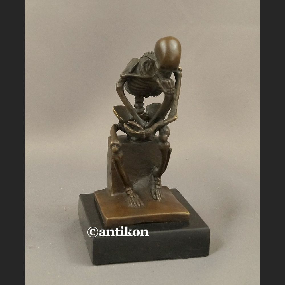 Kościotrup myśliciel rzeźba brąz Kościotrup myśliciel rzeźba brąz