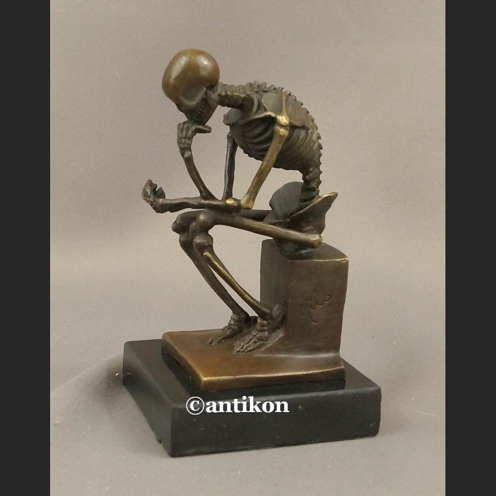 Kościotrup myśliciel rzeźba brąz Kościotrup myśliciel rzeźba brąz