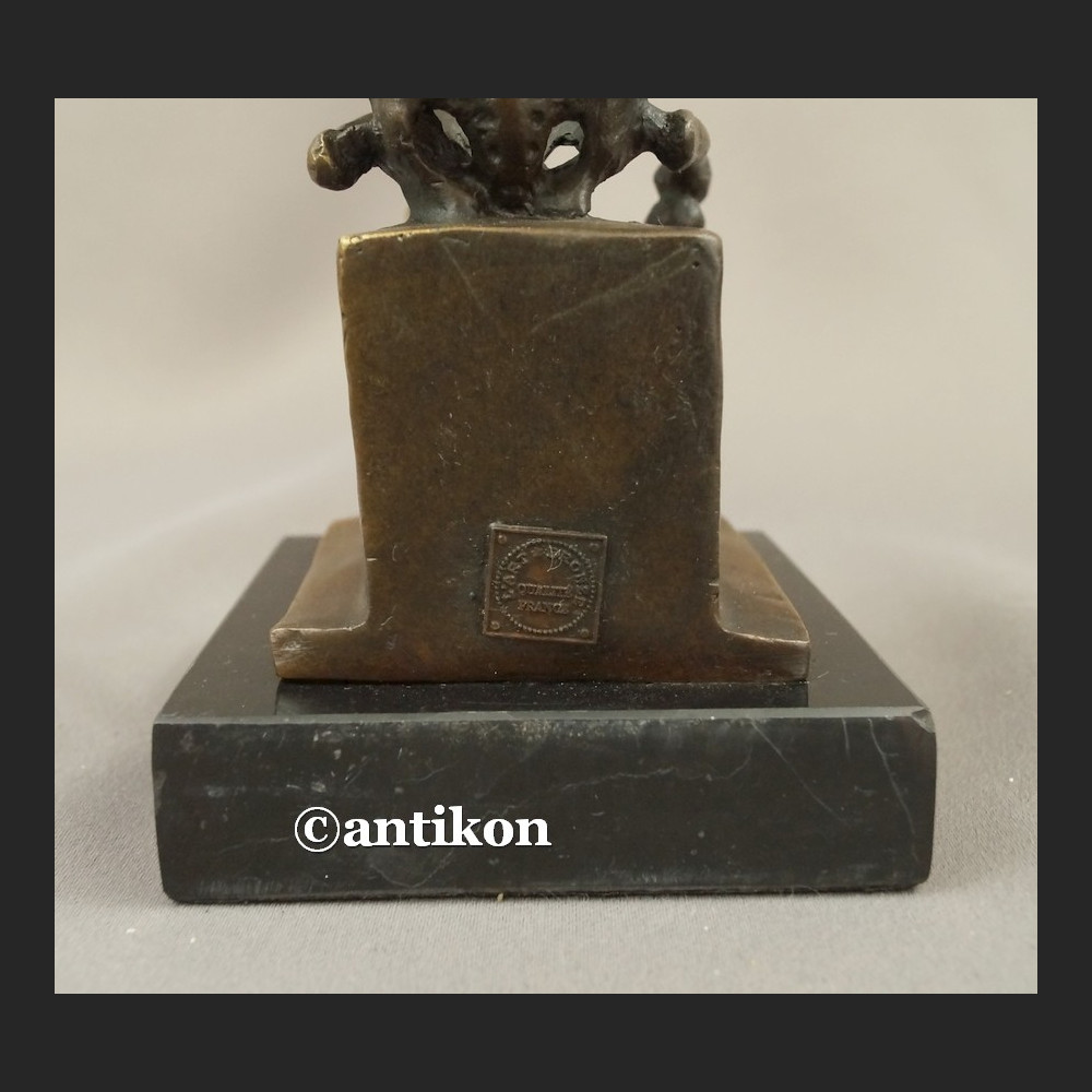 Kościotrup myśliciel rzeźba brąz Kościotrup myśliciel rzeźba brąz