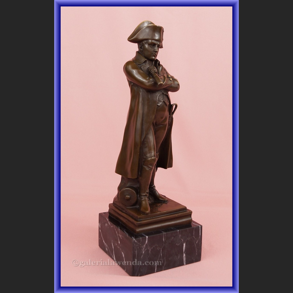 Rzeźba z brązu Napoleon z lunetą Francja Rzeźba z brązu Napoleon z lunetą Francja