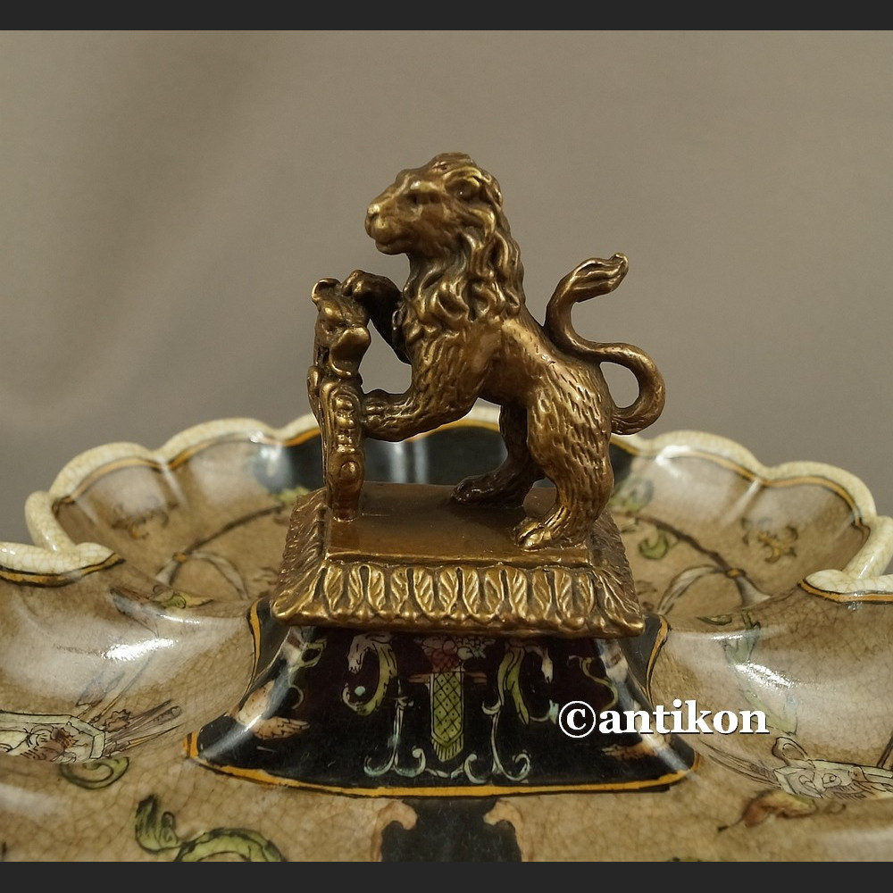 Patera z lwem kabaret porcelanowy Patera z lwem kabaret porcelanowy
