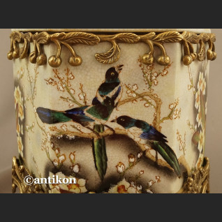 Szkatuła porcelanowa z jaskółkami wielka 