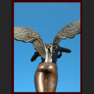 Kobieta anioł rzeźba z brązu ogromny akt 