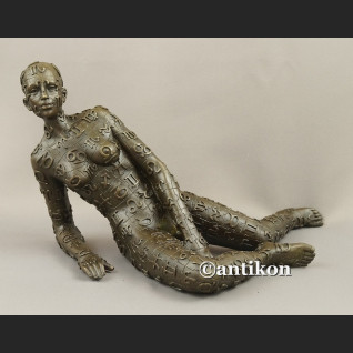 Rzeźba z brązu modernistyczny akt Dali 