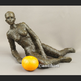 Rzeźba z brązu modernistyczny akt Dali 