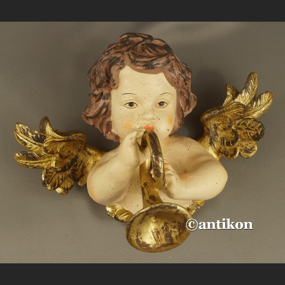Anioł z trąbką barokowa figura 