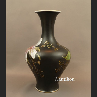 Wazon Rosenthal wielki z lilią malowany Wazon Rosenthal wielki z lilią malowany