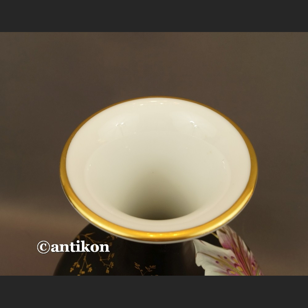 Wazon Rosenthal wielki z lilią malowany Wazon Rosenthal wielki z lilią malowany