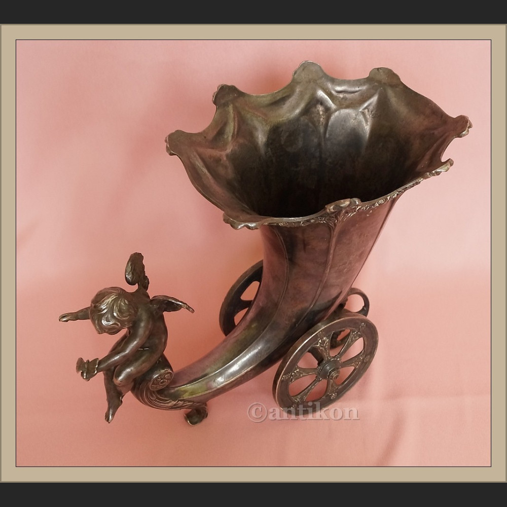 Róg obfitości na szczęście WMF antyk  Róg obfitości na szczęście WMF antyk