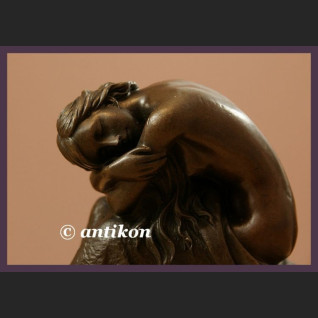 ŚLICZNA ŚPIĄCA DZIEWCZYNA AKT Z BRĄZU RZEŹBA ART DECO ŚLICZNA ŚPIĄCA DZIEWCZYNA AKT Z BRĄZU RZEŹBA ART DECO