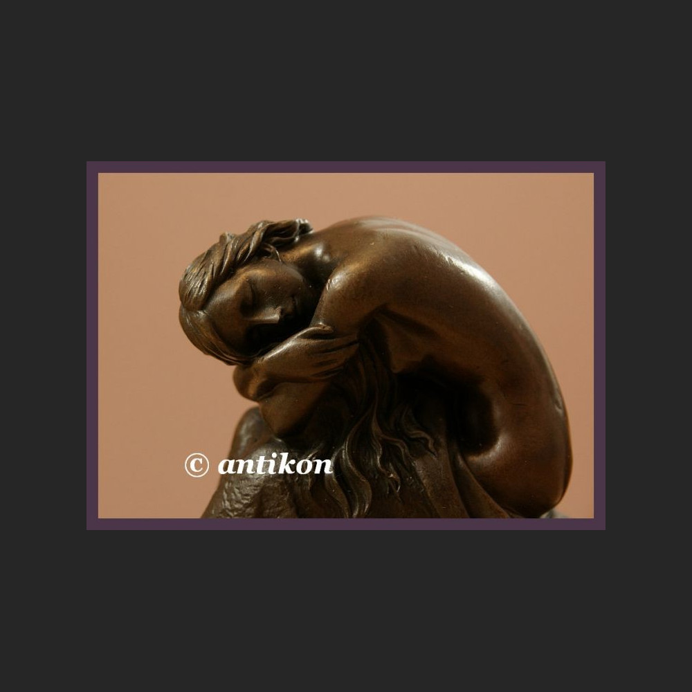 ŚLICZNA ŚPIĄCA DZIEWCZYNA AKT Z BRĄZU RZEŹBA ART DECO ŚLICZNA ŚPIĄCA DZIEWCZYNA AKT Z BRĄZU RZEŹBA ART DECO