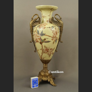 Wazon duży z łabędziami 