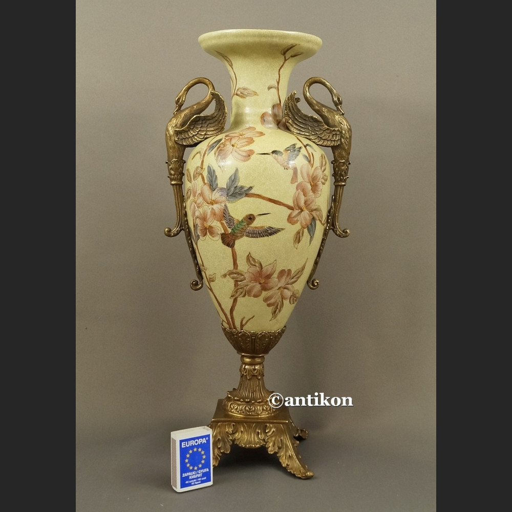 Wazon duży z łabędziami 