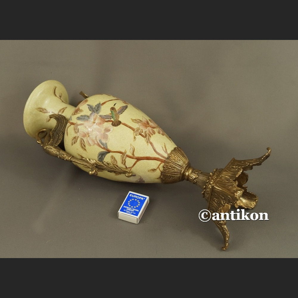 Wazon duży z łabędziami 