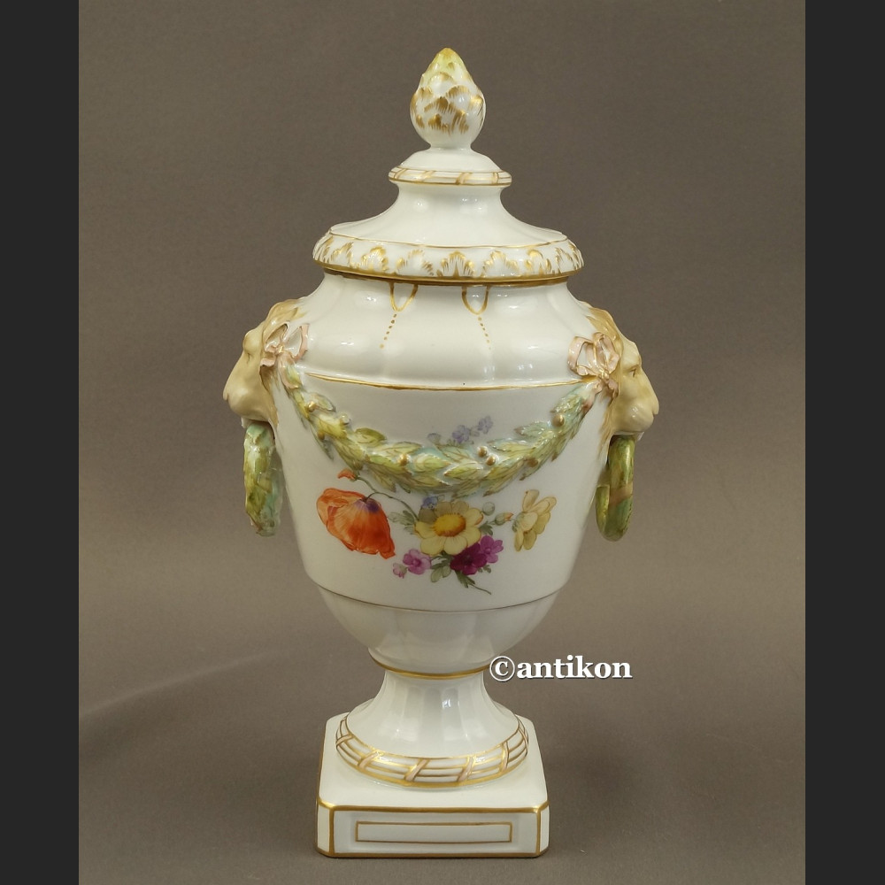 Stara amfora waza KPM Berlin z ok 1870 r Stara amfora waza KPM Berlin z ok 1870 r