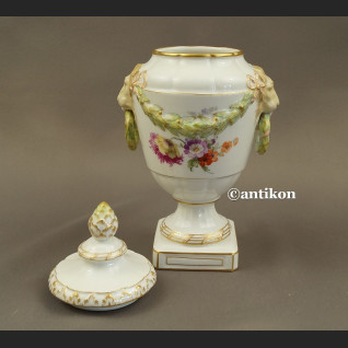 Stara amfora waza KPM Berlin z ok 1870 r Stara amfora waza KPM Berlin z ok 1870 r