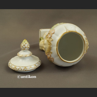 Stara amfora waza KPM Berlin z ok 1870 r Stara amfora waza KPM Berlin z ok 1870 r