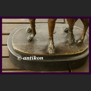 AMZONKA Z CHARTEM BRĄZ ART DECO SYGNOWANA RZEŹBA CUDO AMZONKA Z CHARTEM BRĄZ ART DECO SYGNOWANA RZEŹBA CUDO