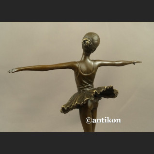 Figurka z brązu baletnica Degas 