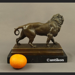 Rzeźba lew ryczący prawdziwy brąz duży sygnowany  Rzeźba lew ryczący prawdziwy brąz duży sygnowany