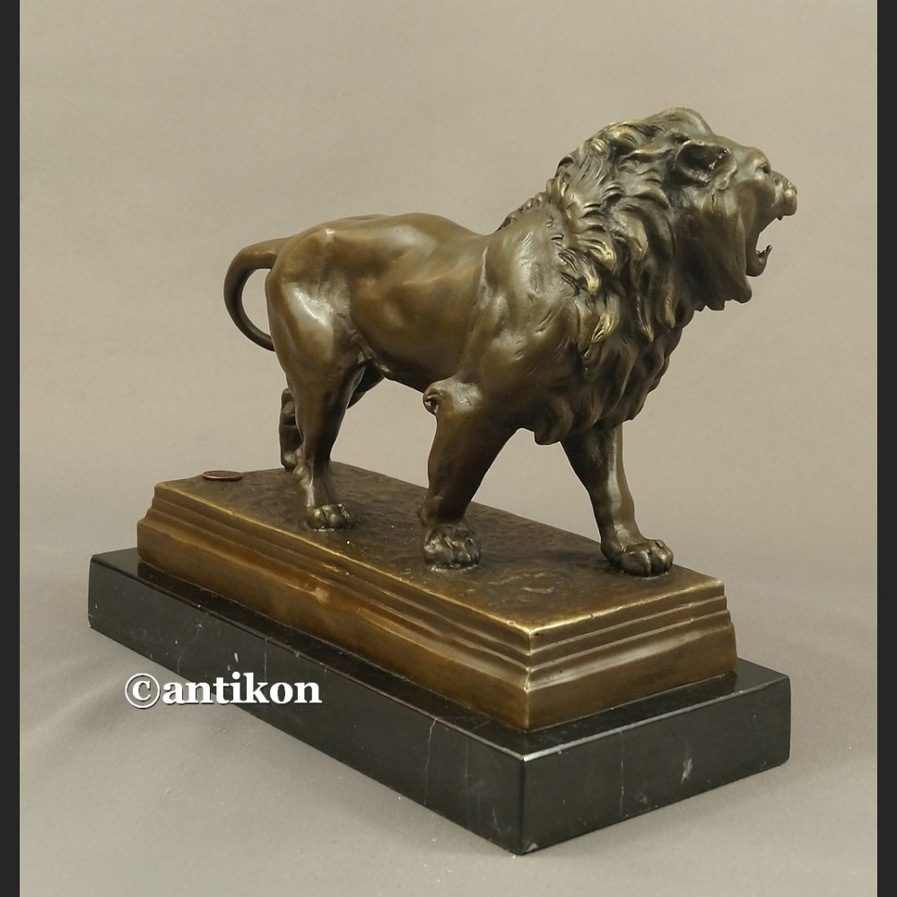 Rzeźba lew ryczący prawdziwy brąz duży sygnowany  Rzeźba lew ryczący prawdziwy brąz duży sygnowany