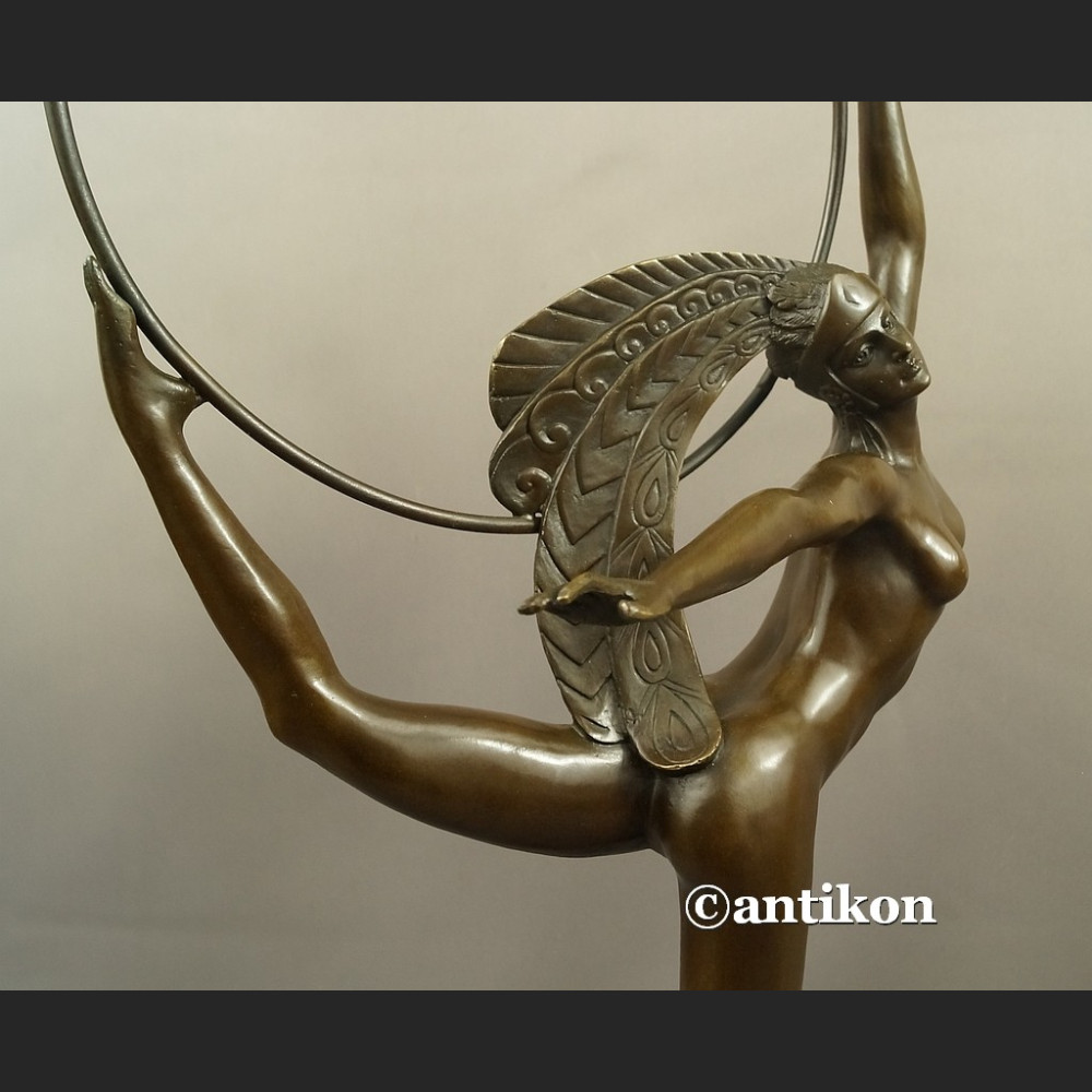 Rzeźba z brązu wysoka Tancerka z obręczą ART DECO Rzeźba z brązu wysoka Tancerka z obręczą ART DECO