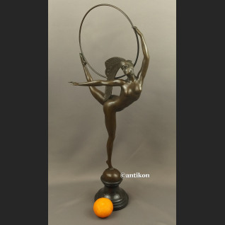 Rzeźba z brązu wysoka Tancerka z obręczą ART DECO Rzeźba z brązu wysoka Tancerka z obręczą ART DECO