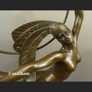 Rzeźba z brązu wysoka Tancerka z obręczą ART DECO Rzeźba z brązu wysoka Tancerka z obręczą ART DECO