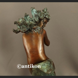 Rzeźba z brązu AFRODYTA piękna figura z prawdziwego brązu Rzeźba z brązu AFRODYTA piękna figura z prawdziwego brązu