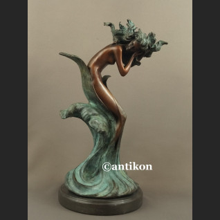 Rzeźba z brązu AFRODYTA piękna figura z prawdziwego brązu Rzeźba z brązu AFRODYTA piękna figura z prawdziwego brązu