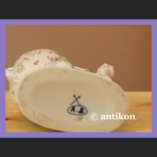 Wazonik z figurkami dzieci cudo porcelana