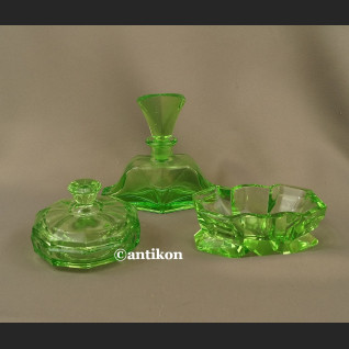 Zestaw Art Deco zielone szkło stare  Zestaw Art Deco zielone szkło stare