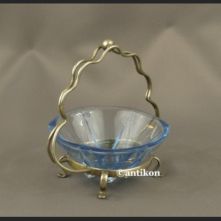 Cukiernica art deco z niebieskim szkłem