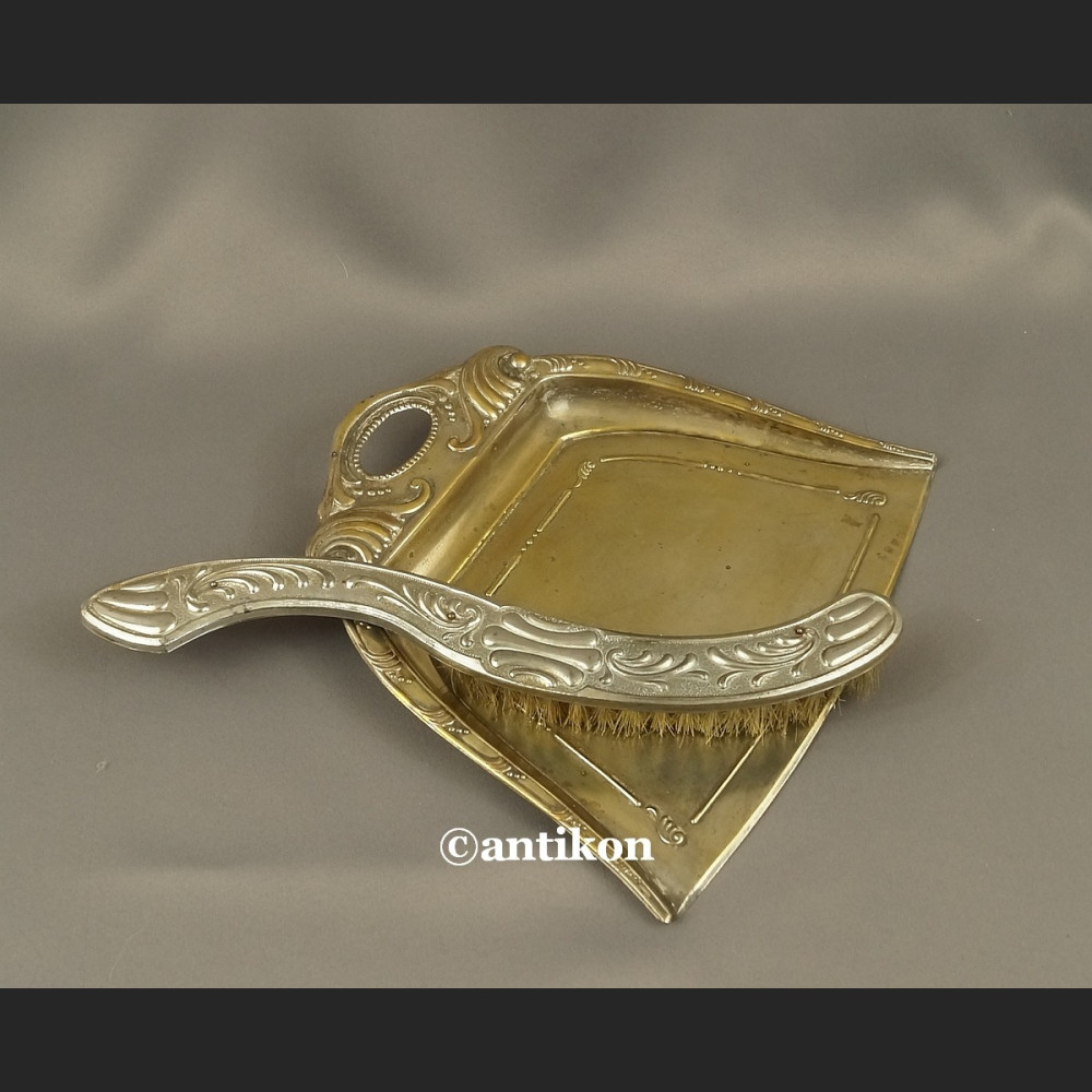 Zestaw do okruchów szufelka i zmiotka