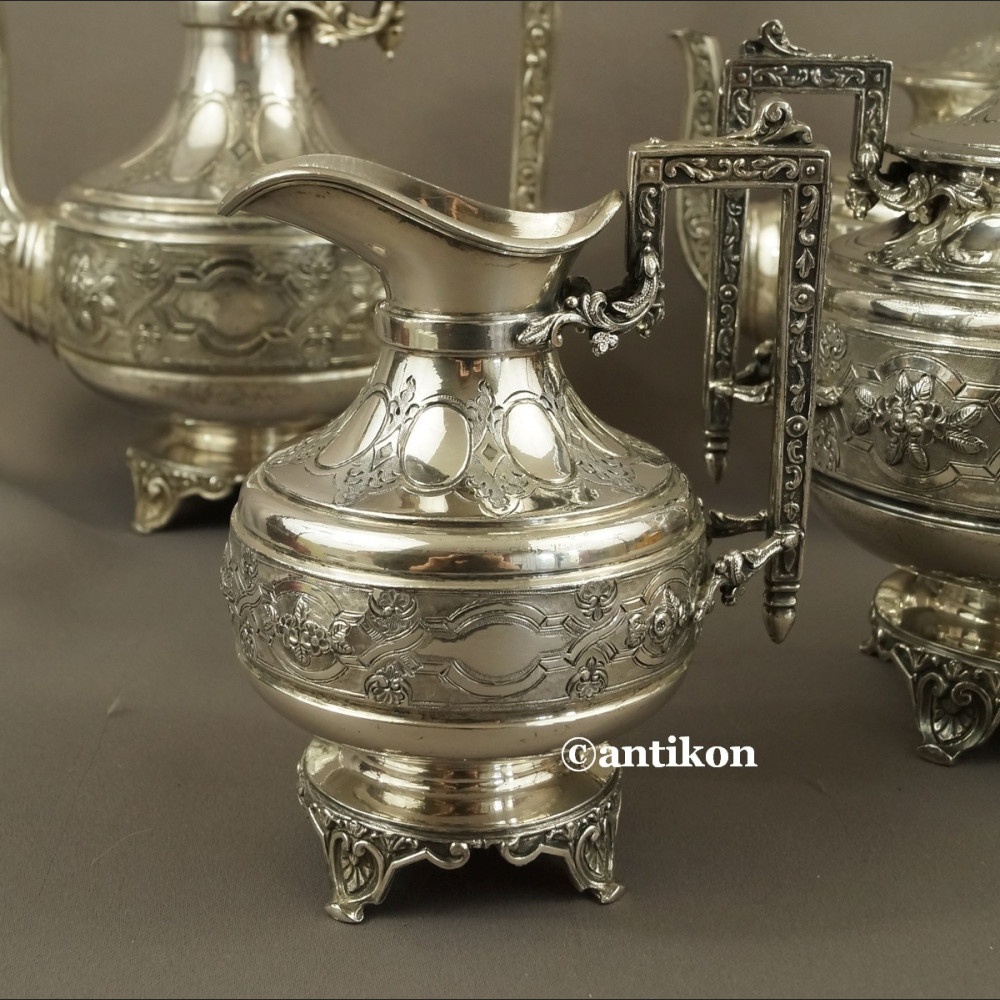 Posrebrzany serwis do kawy i herbaty A. Frenais  neobarokowy 